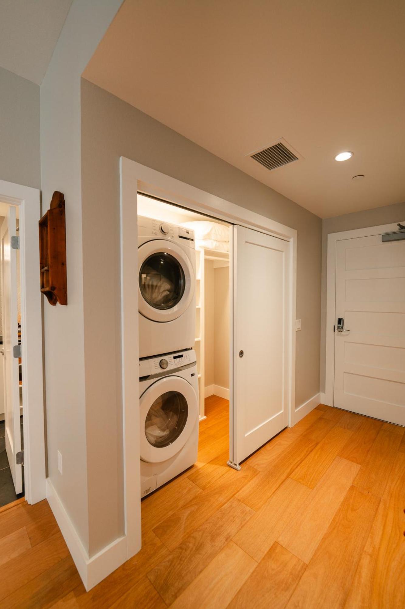 Western 1924 Luxury Lofts Martindale Екстер'єр фото