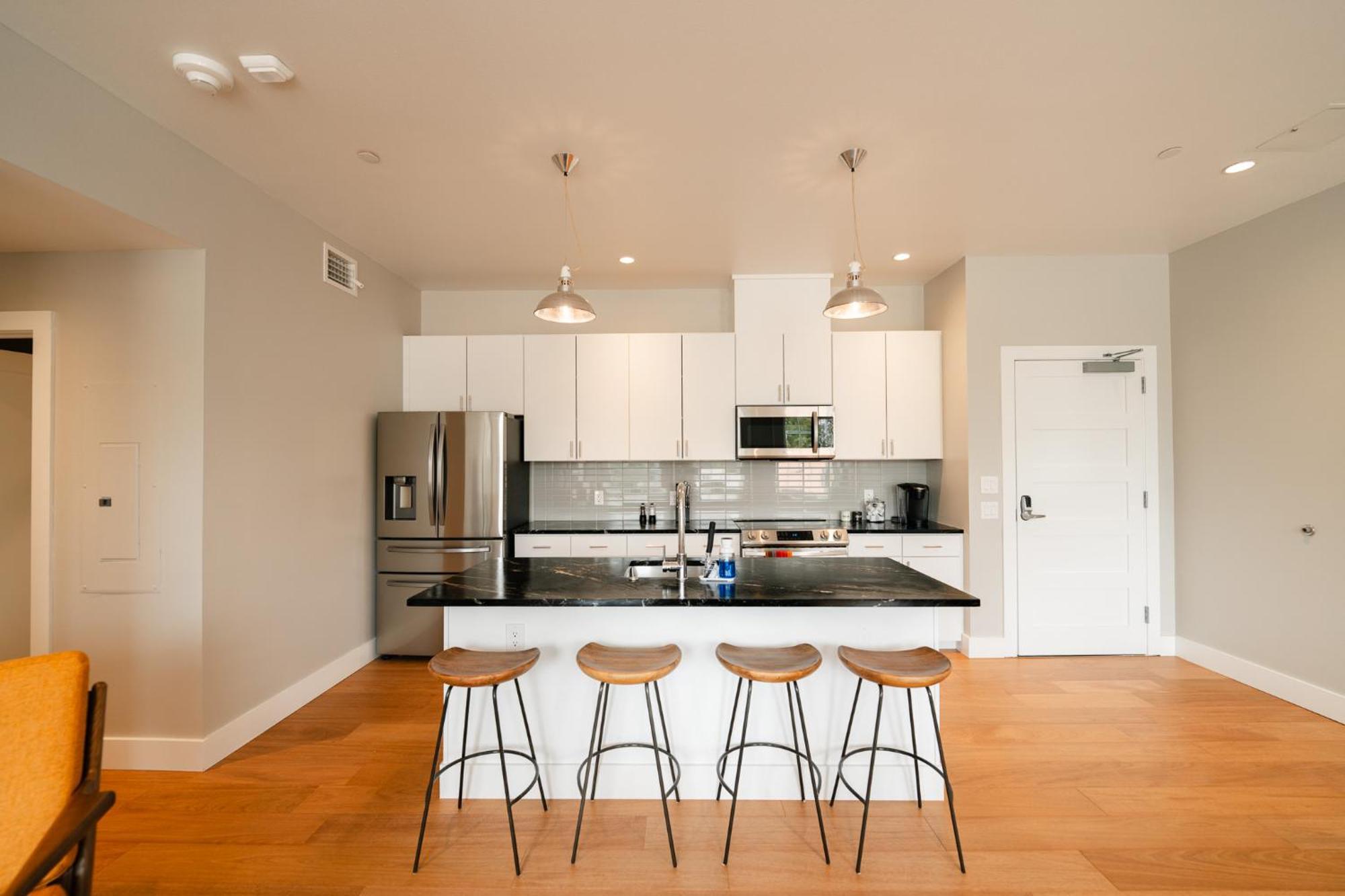 Western 1924 Luxury Lofts Martindale Екстер'єр фото