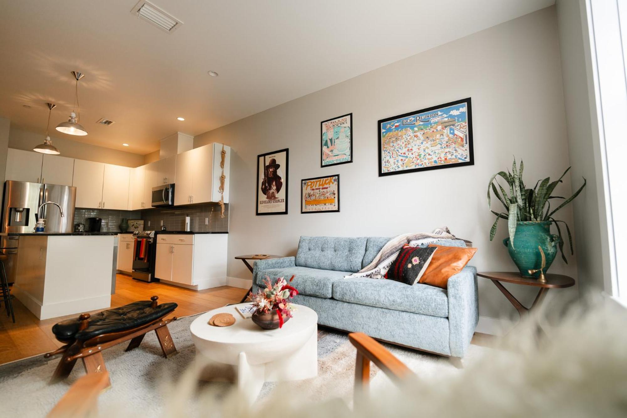 Western 1924 Luxury Lofts Martindale Екстер'єр фото