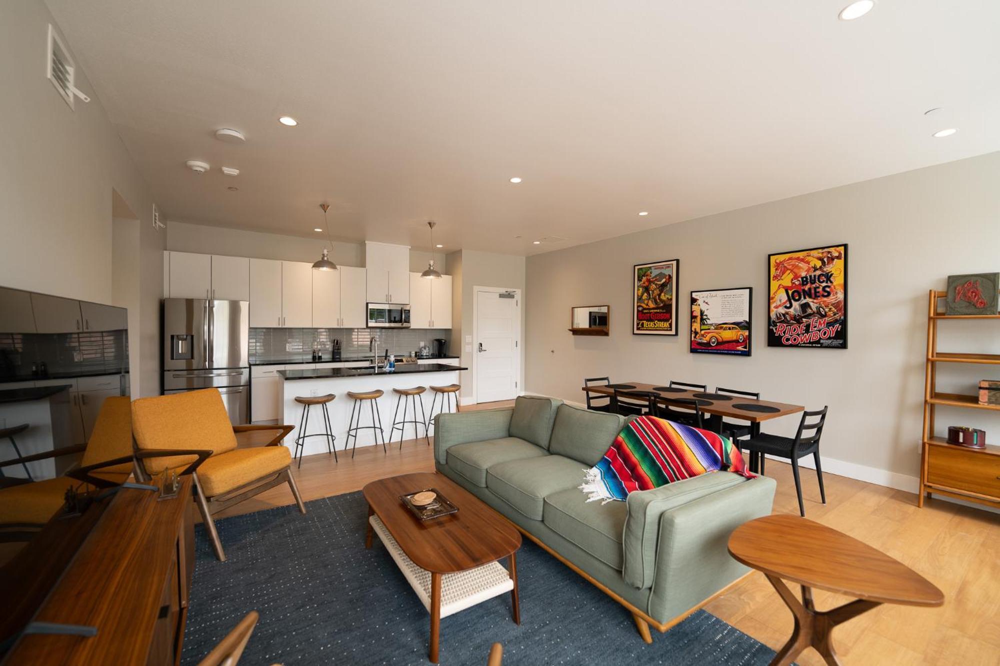 Western 1924 Luxury Lofts Martindale Екстер'єр фото
