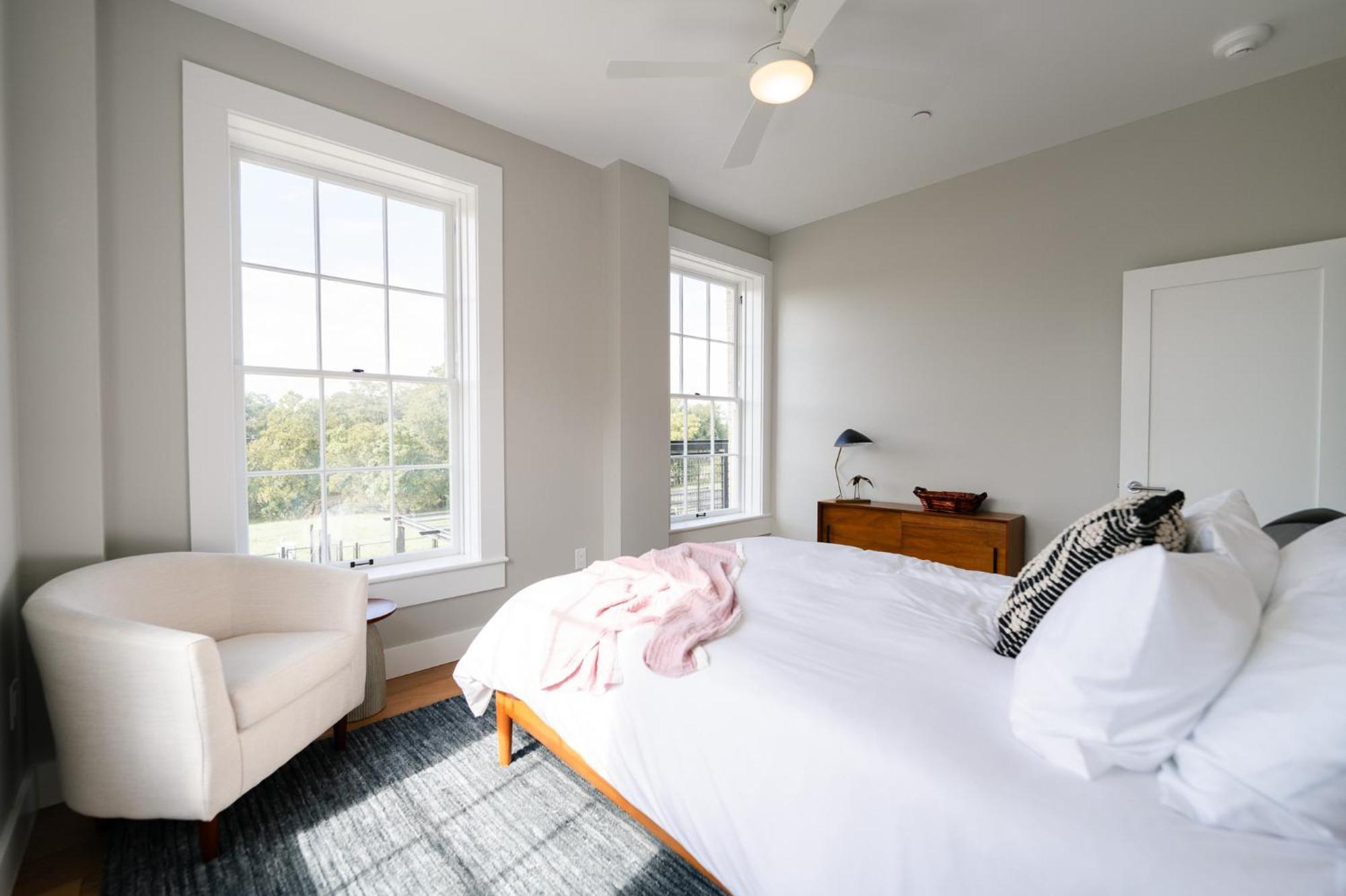 Western 1924 Luxury Lofts Martindale Екстер'єр фото