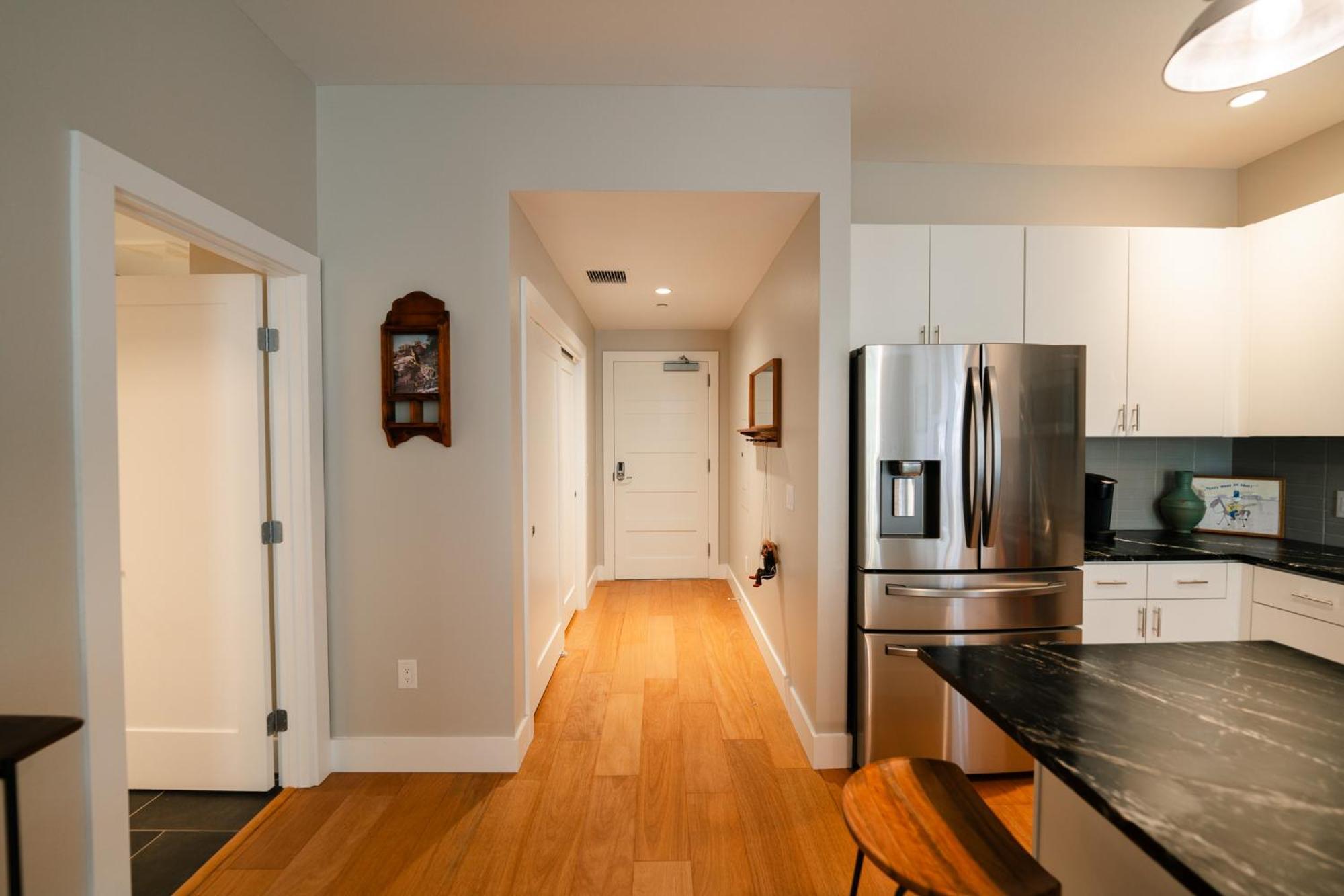 Western 1924 Luxury Lofts Martindale Екстер'єр фото