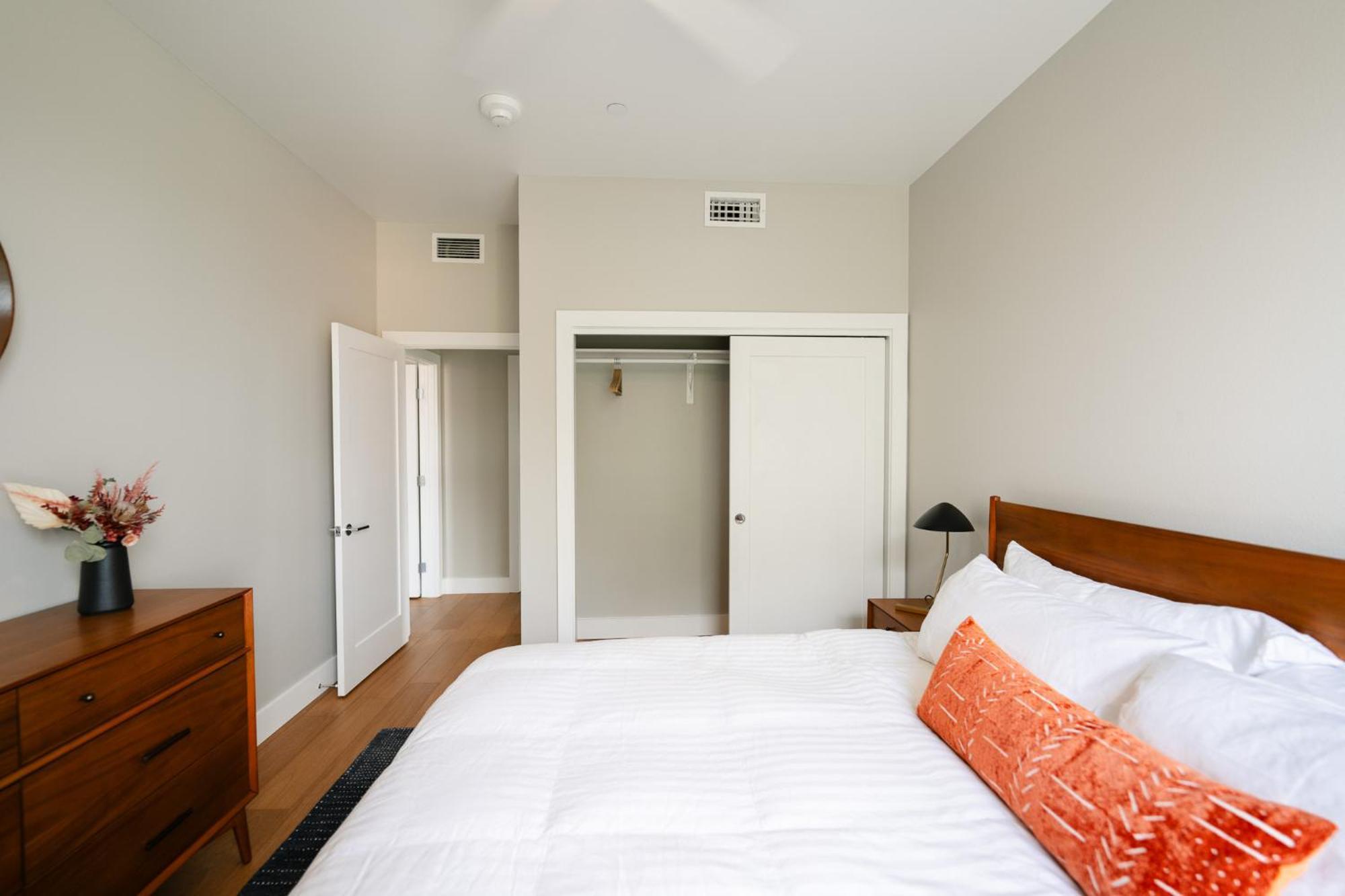 Western 1924 Luxury Lofts Martindale Екстер'єр фото