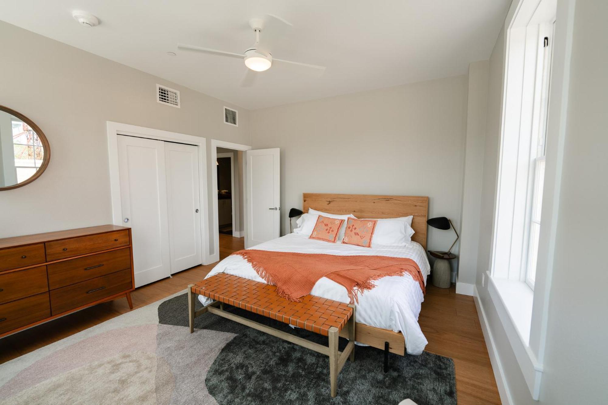 Western 1924 Luxury Lofts Martindale Екстер'єр фото